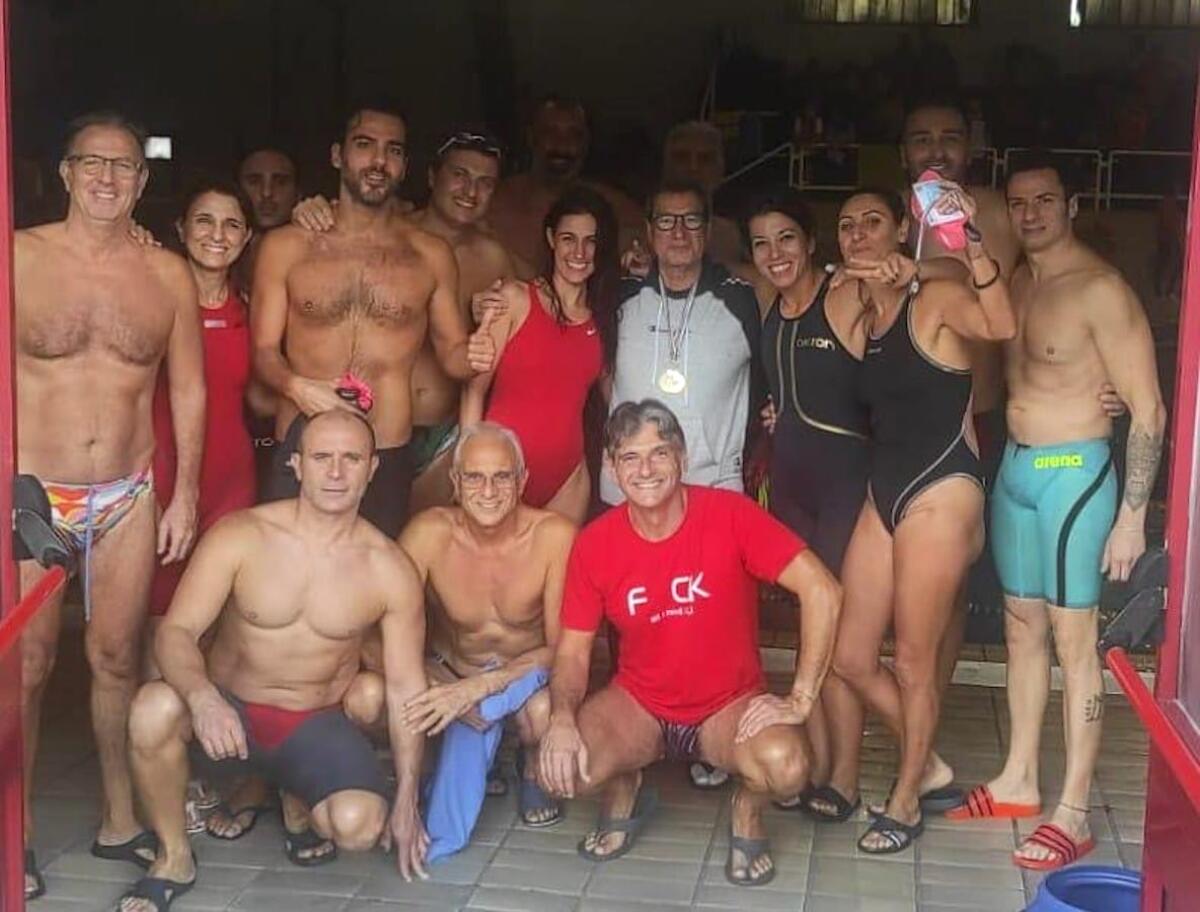 La Kroton Nuoto brilla a Cosenza e Rino Sinopoli firma il record italiano - 