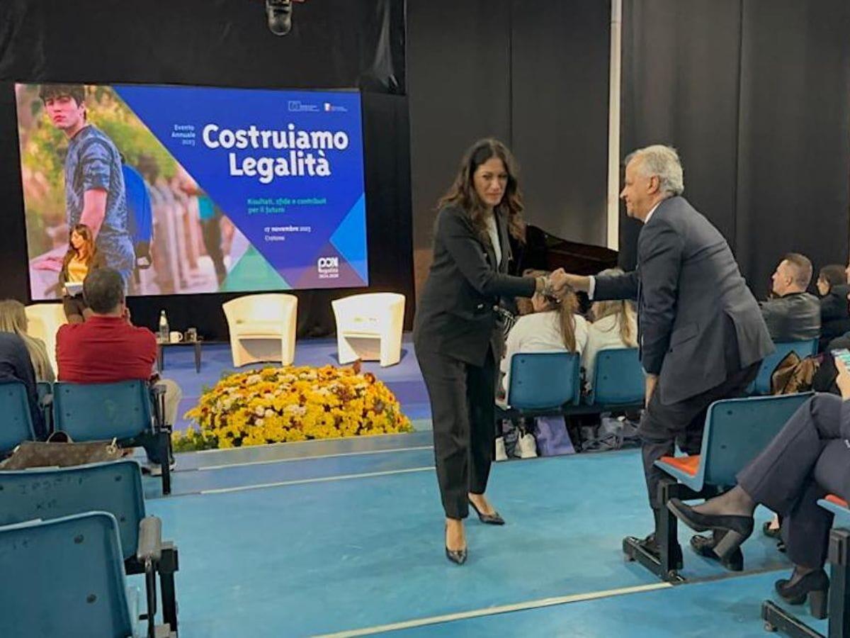 Crotone - Rosaria Succurro (Anci Calabria) ringrazia il ministro Piantedosi, "lo Stato è vicino ai sindaci calabresi" - 