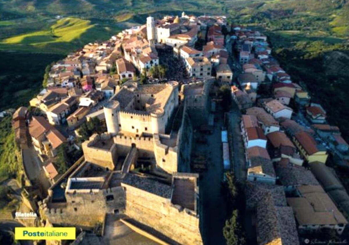 Un francobollo dedicato ai ragazzi di Santa Severina - 