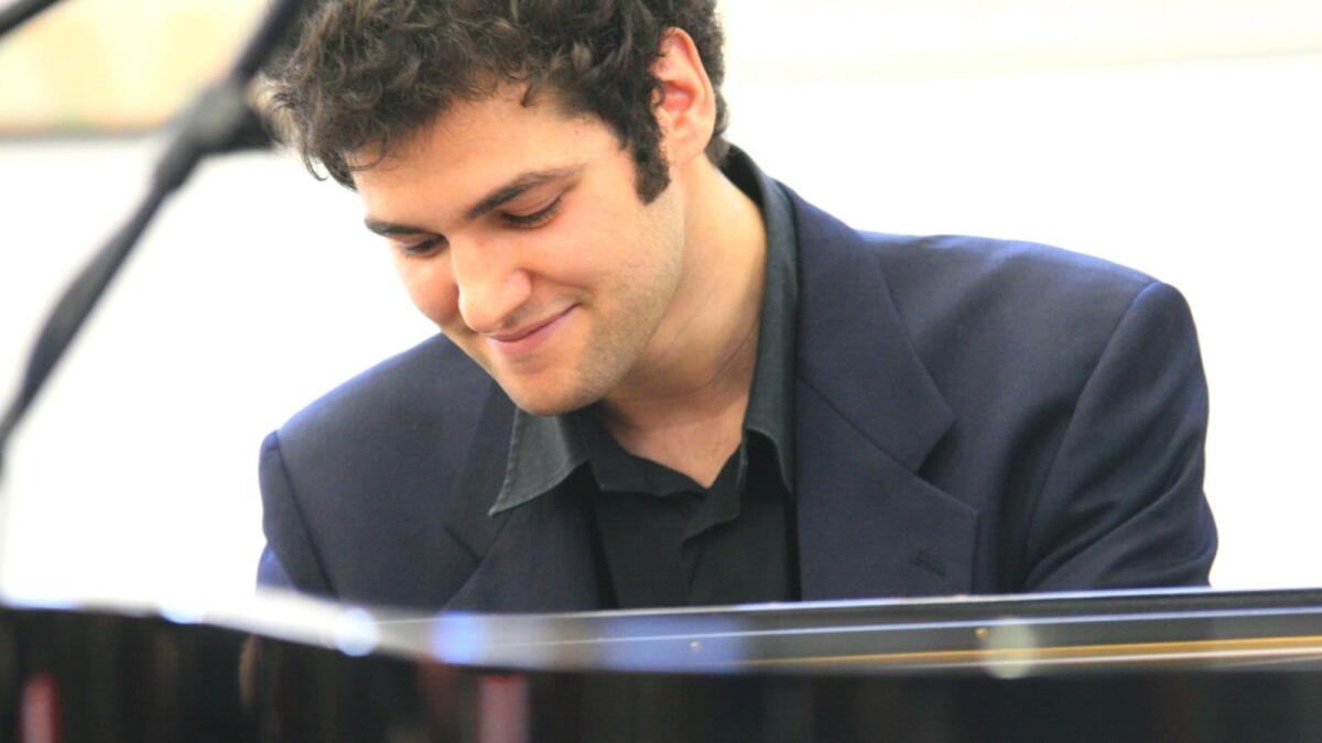 Crotone - "Il Romanticismo pianistico" di Federico Nicoletta per l'Hera della Magna Grecia - 