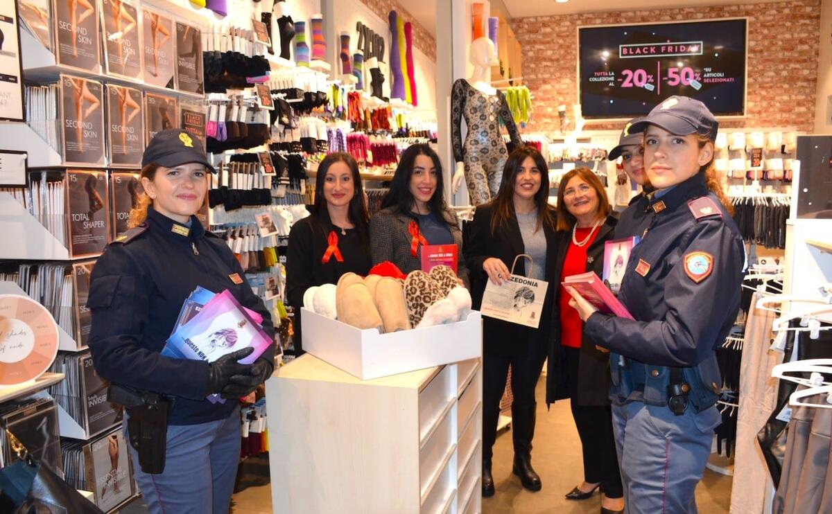"Questo non è amore", nel territorio crotonese la campagna della Polizia contro gli abusi - 