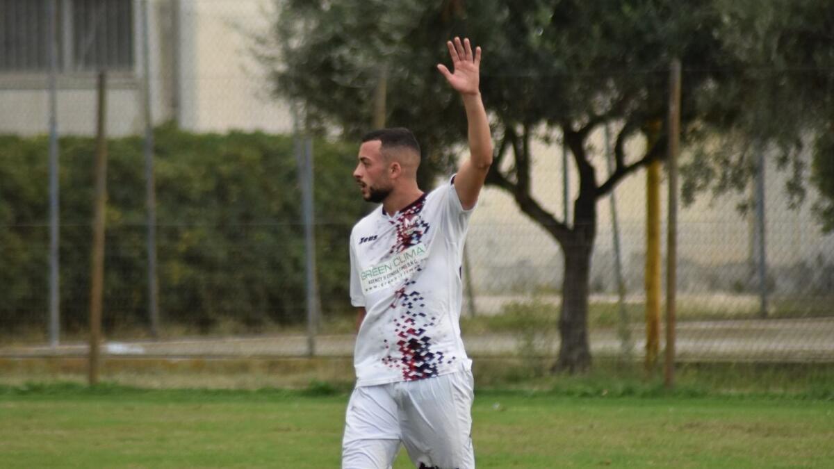 Promozione - Il Mesoraca mantiene l'imbattibilità: Carmine Ventura regala la super doppietta - 