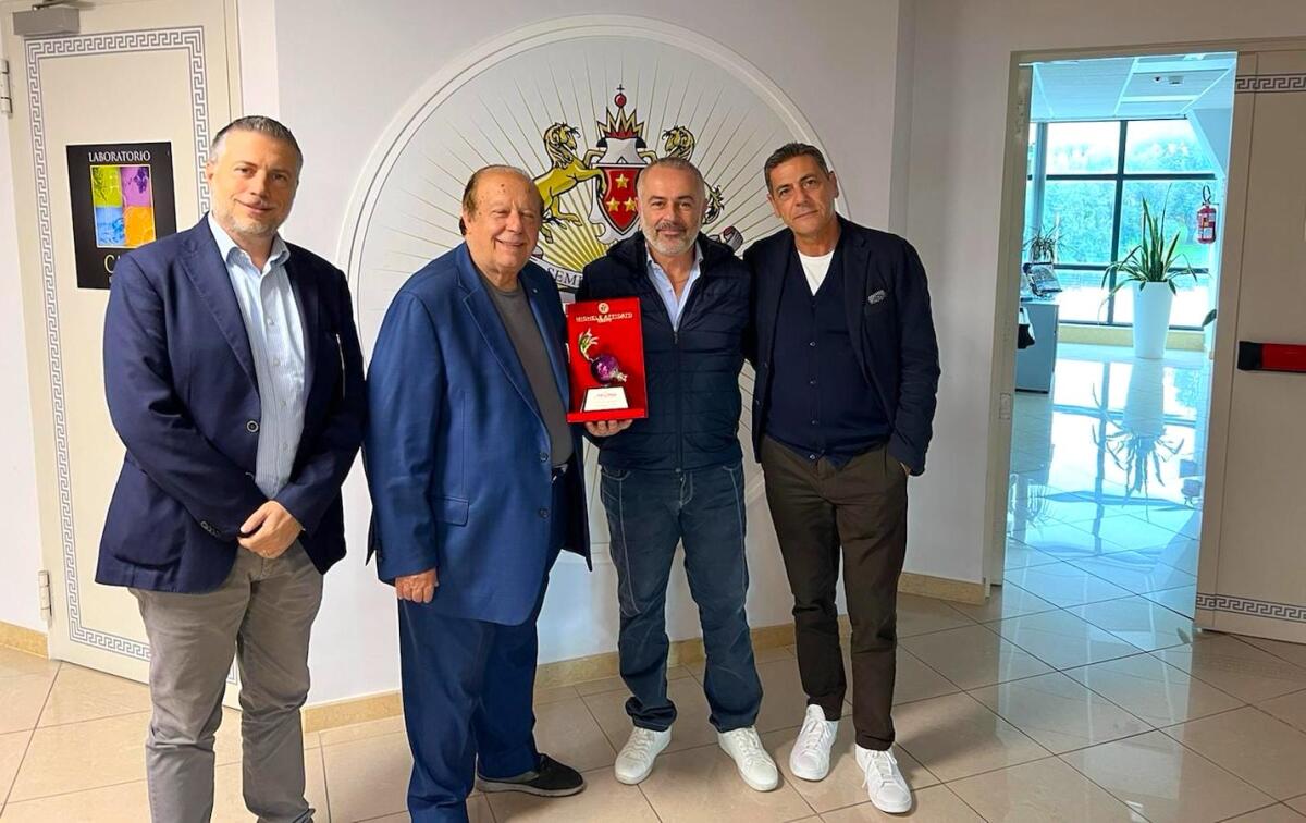 La Cipolla d'Argento a Pippo Caffo, ambasciatore di Calabria nel mondo - 