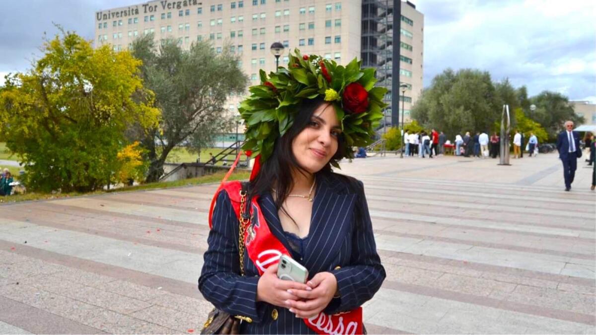 Giovane crotonese si laurea con lode con una ricerca sul morbo di Parkinson - 