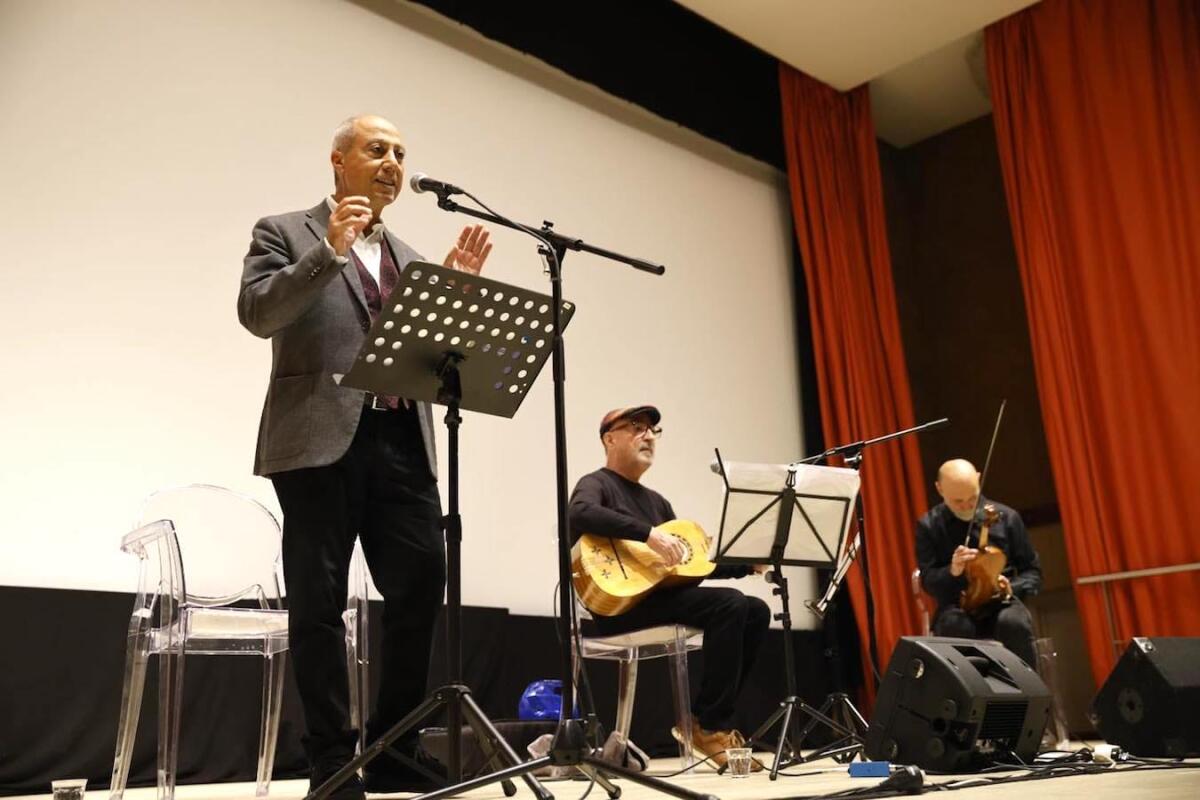 Autunno in tour nella sua Calabria per lo scrittore Carmine Abate - 