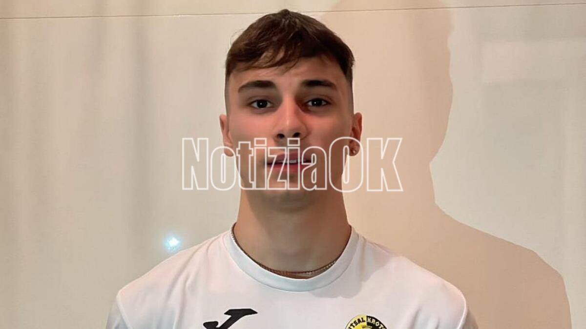 Calcio a 5 - Emozioni da debutto in casa: la Futsal Kroton Under pronta - Matteo Cortese