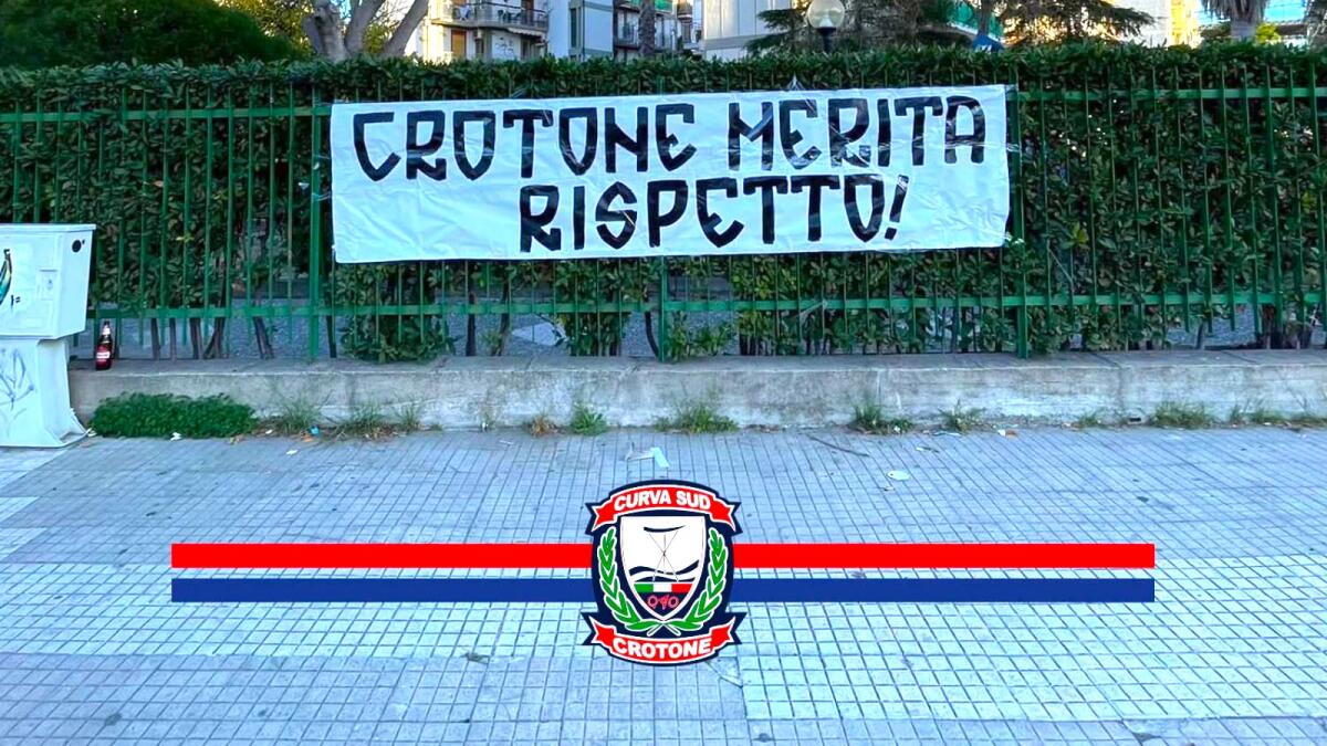 Sanità, trasporti, lavoro: la Curva Sud Crotone fa sentire la sua voce - 