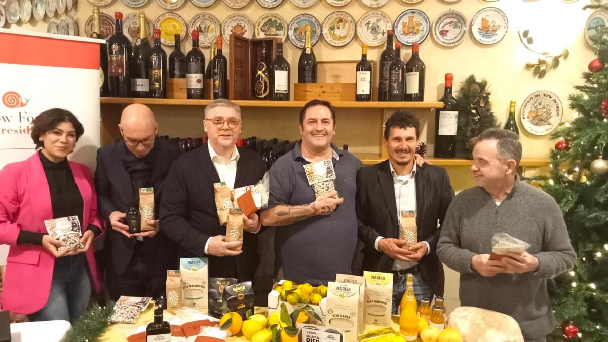 Il fagiolo poverello, il legume bianco marcatore identitario di Calabria - 