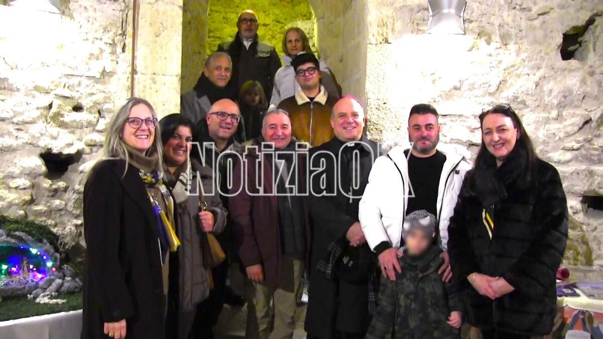 (VIDEO) La creatività dei crotonesi nei presepi in mostra al Castello - 