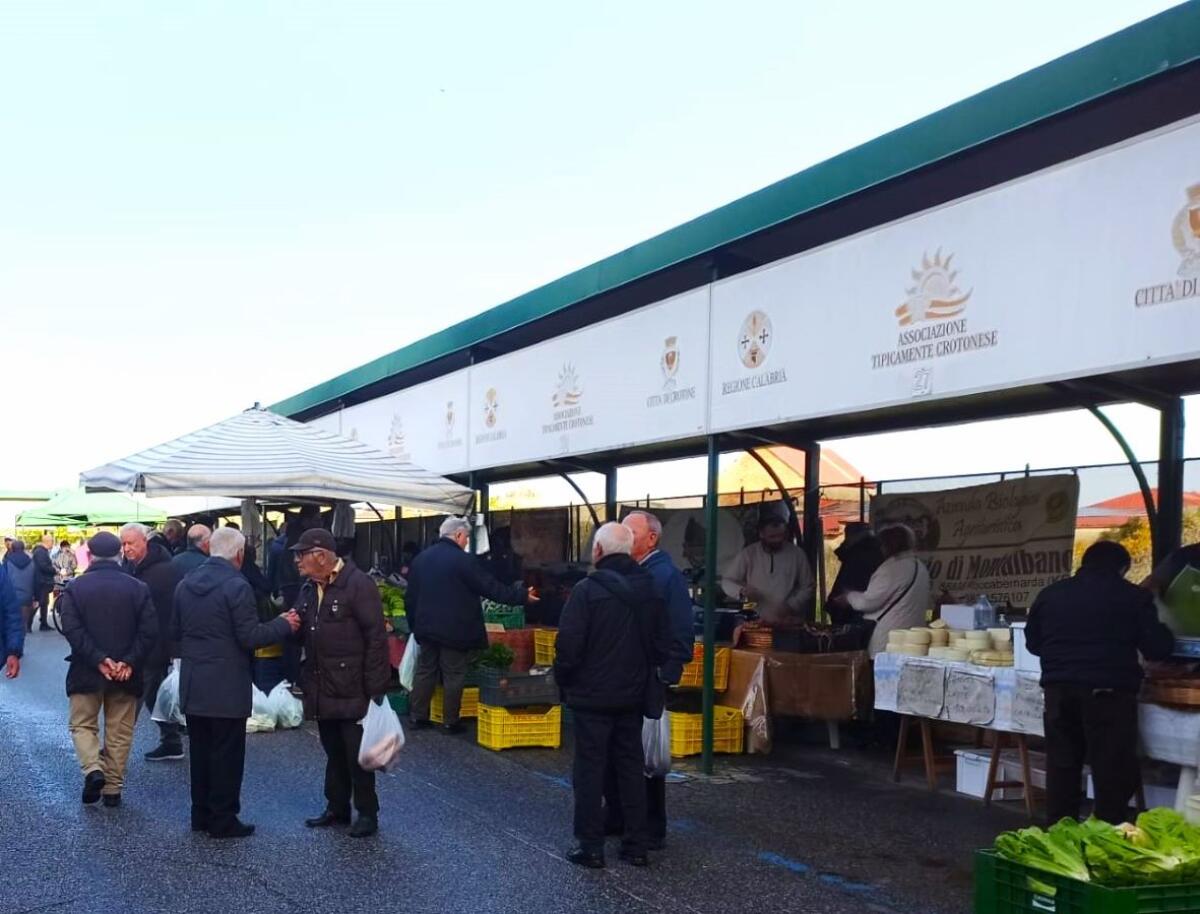 Crotone - Al Farmer's Market tutti i gusti dell'autunno - 