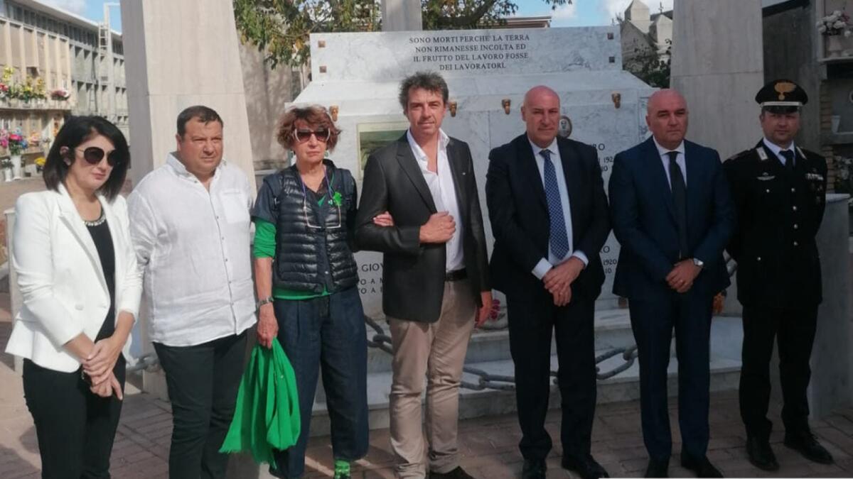 #TurismodelleRadici - Anche a Melissa un percorso di riscoperta - La famiglia Treccani insieme ai sindaci di Melissa e Crotone