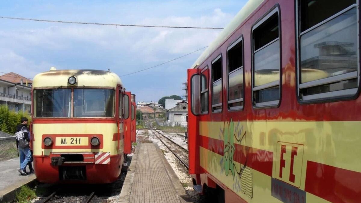 Calabria - Una visione nuova per il tracciato della Ferrovia Calabro-Lucana - 