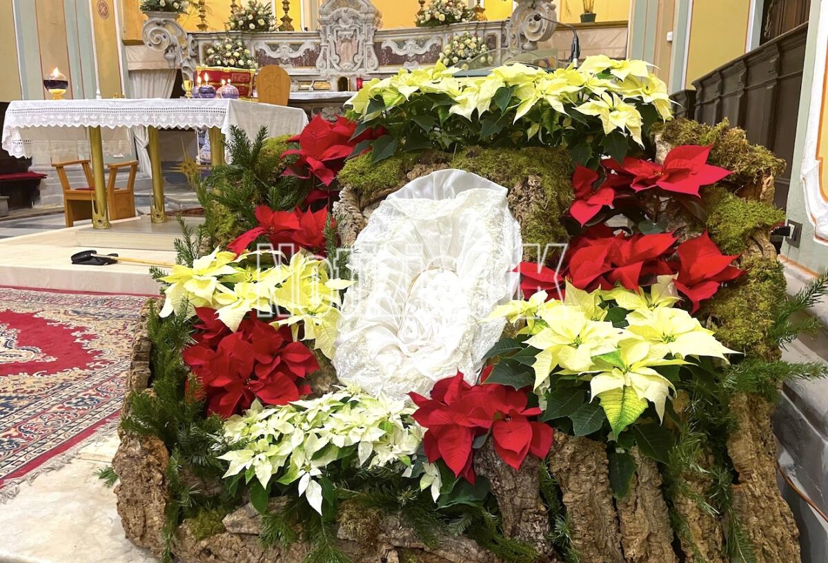 Crotone - Aspettando la nascita di Gesù bambino presso la Chiesa dell'Immacolata - 