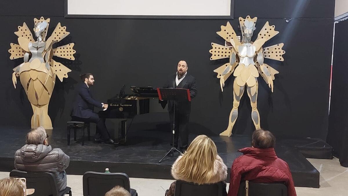 Crotone - Con il M° Luca Bruno un Natale in musica al Museo di Pitagora - 