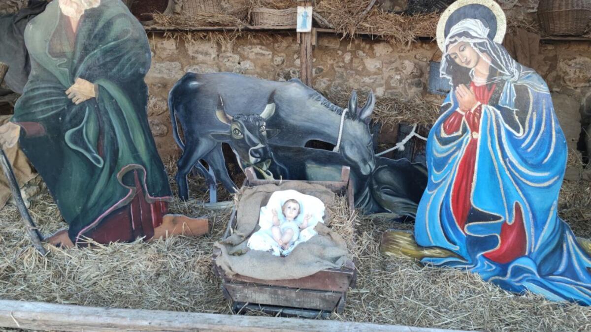 (Foto) Le Castella, si rinnova la tradizione del Presepe all’ombra del Castello Aragonese - 