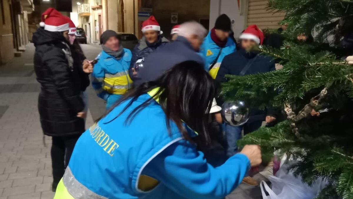 Crotone - Festa dell'albero a Papanice: un Natale comunitario - 