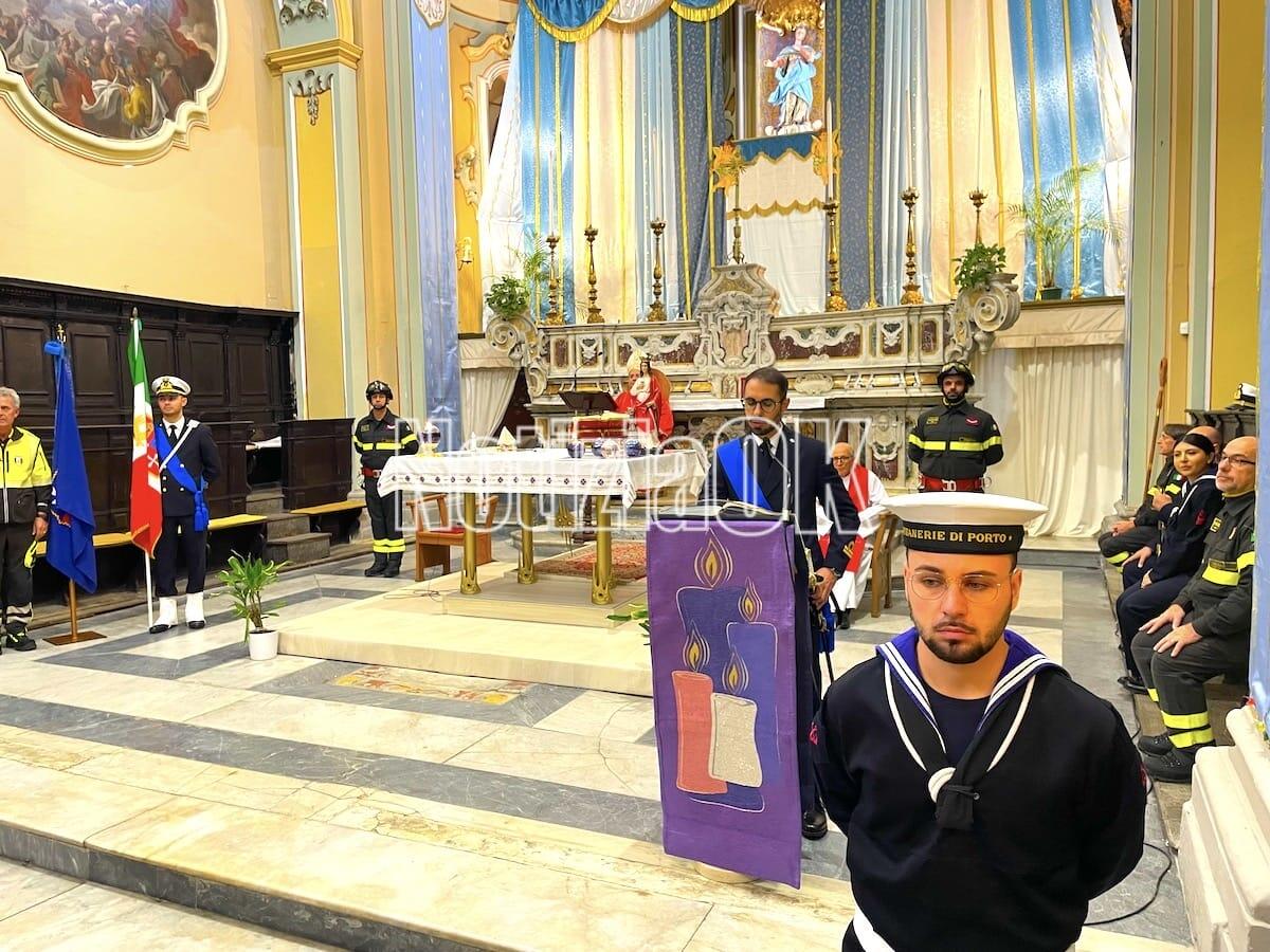 Crotone - Marinai e Vigili del fuoco insieme per festeggiare la loro Patrona - 