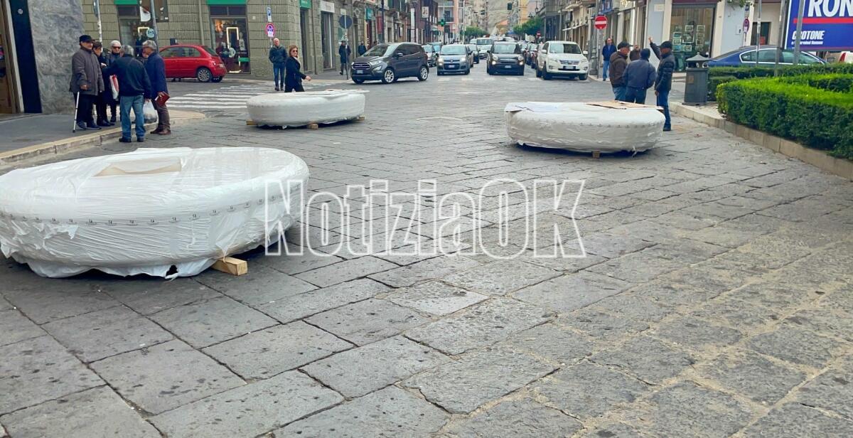 Crotone, addio ai vecchi New Jersey: arrivano le fioriere - 