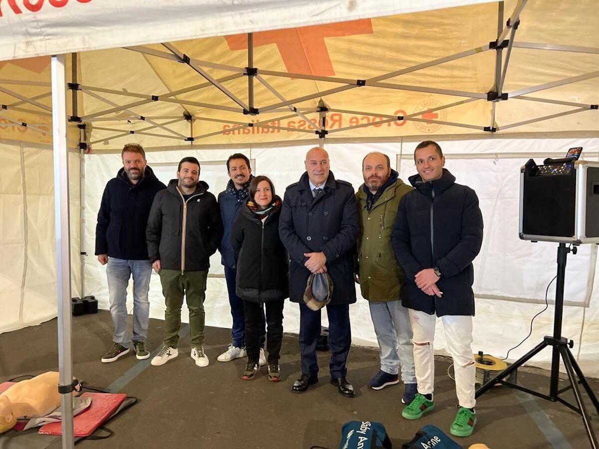Crotone - Via XXV aprile in festa e cardioprotetta - 