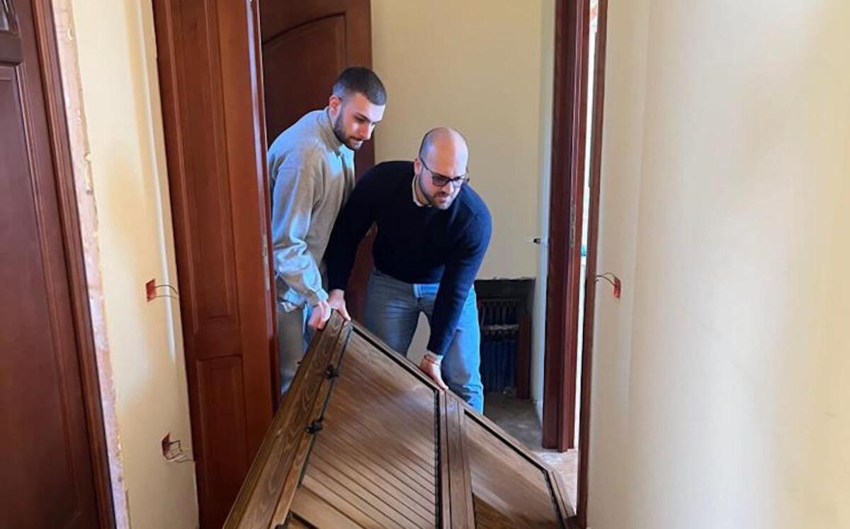 Isola di Capo Rizzuto, devastato stabile confiscato alla criminalità e assegnato ad un'associazione - 