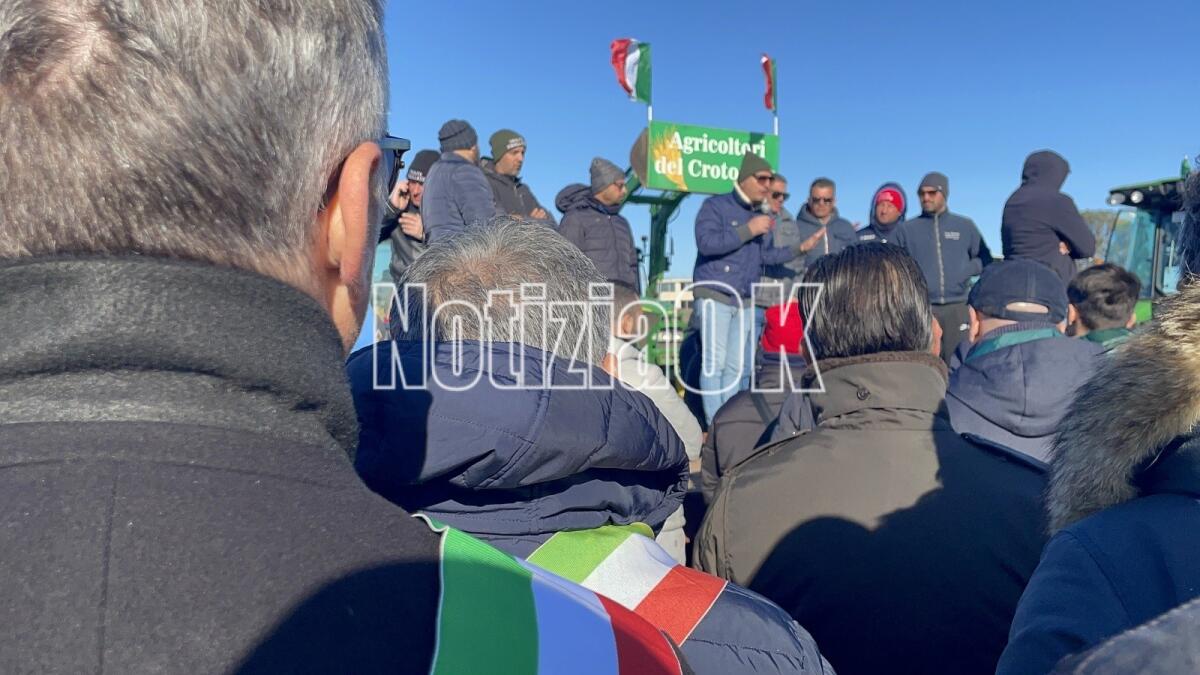 (FOTO) I sindaci partecipano alla protesta degli agricoltori - 