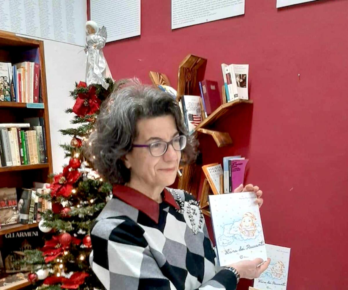 Crotone - Un viaggio tra i sentimenti con "L'ora dei racconti" di Maria Pia Genduso -