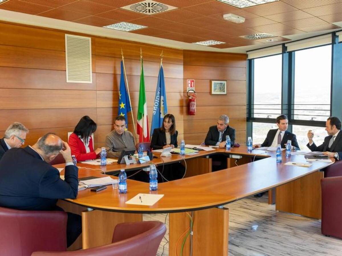 Calabria - Sulle ceneri dei  "consorzi industriali" nasce l'Agenzia regionale di sviluppo delle aree industriali - 