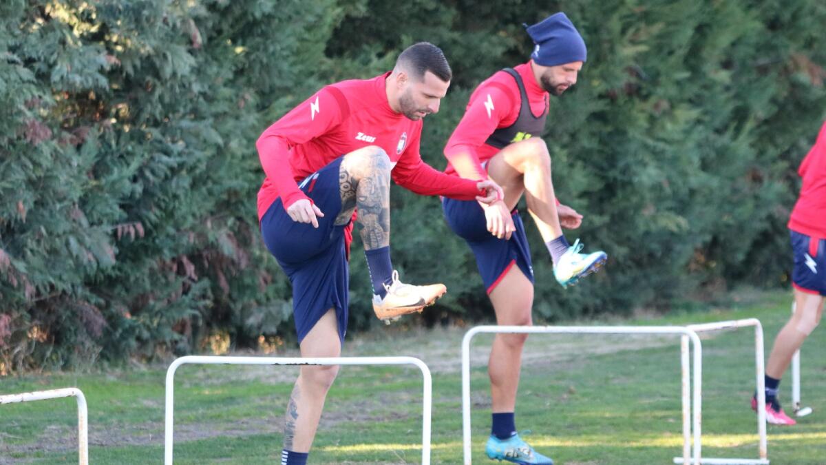 Serie C | Crotone - Piove sul bagnato: brutto infortunio per Altobelli, si torna sul mercato - 