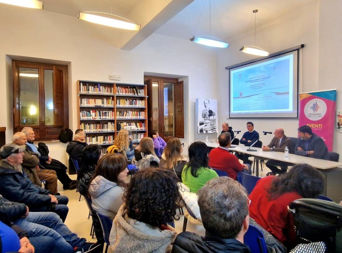 Crotone - Fotografie rubate al telefono – frammenti di memorie, da lunedì in mostra - 
