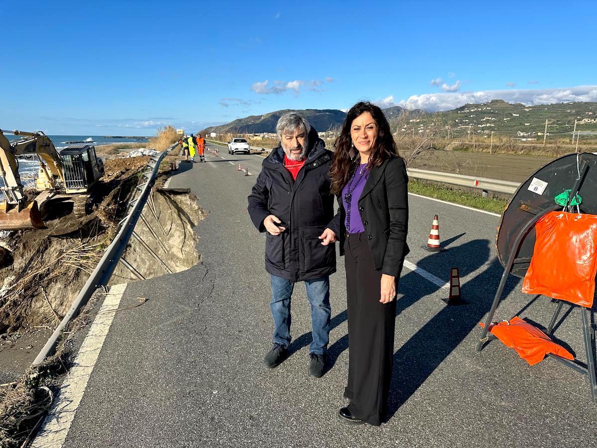 Erosione costiera sul tirreno cosentino, Succurro: «Muoversi in tempi rapidi per intervenire» - 