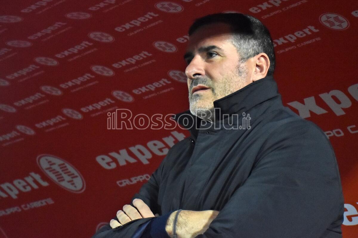 #CrotoneCatania 3-0 | Mister Lucarelli: "Nelle difficoltà si creano gli uomini forti" - Stadio Ezio Scida
Lega Pro 2023-2024
Nella foto: Cristiano Lucarelli