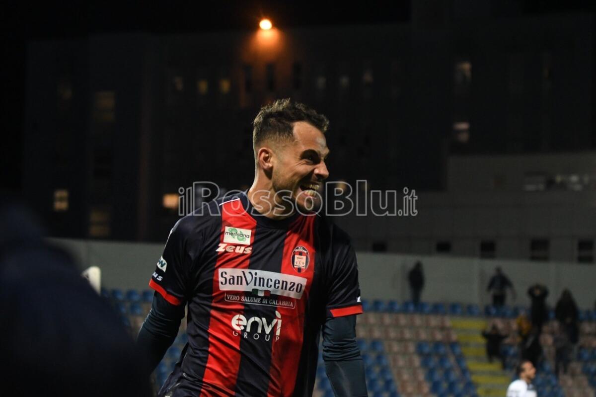 #CerignolaCrotone 4-2 | Gomez: "Primo tempo perfetto, una bruttissima sconfitta" - 