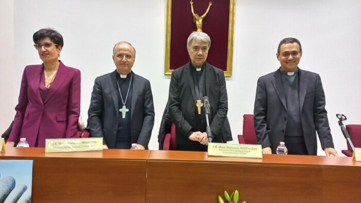 Monsignor Battaglia nella sua Calabria: «La Chiesa deve essere uno spazio aperto» -