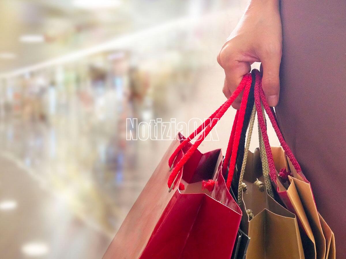 Offerte di Natale e saldi invernali, spuntano anche le piccole e grandi truffe - 