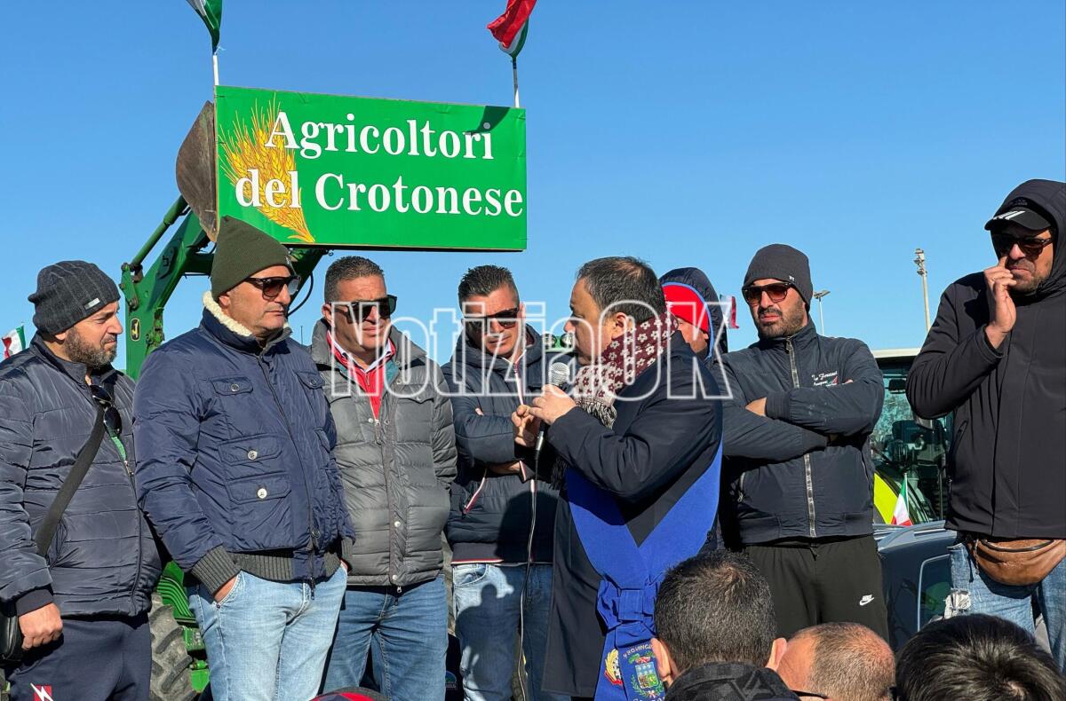 Protesta Agricoltori - I sindaci al  presidio per ascoltare le ragioni dei lavoratori della terra - 