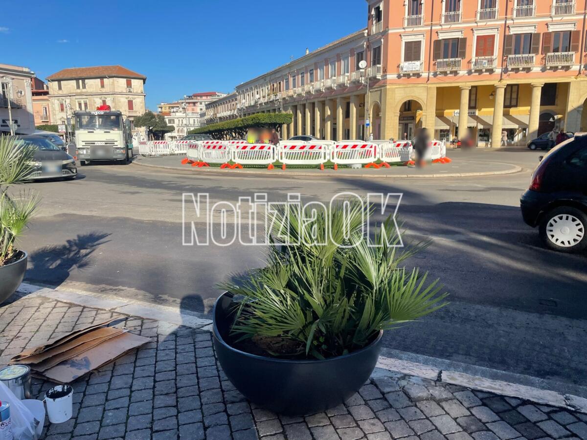 Crotone - Piazza Pitagora, l'amministrazione pronta ad aprirsi al confronto - 