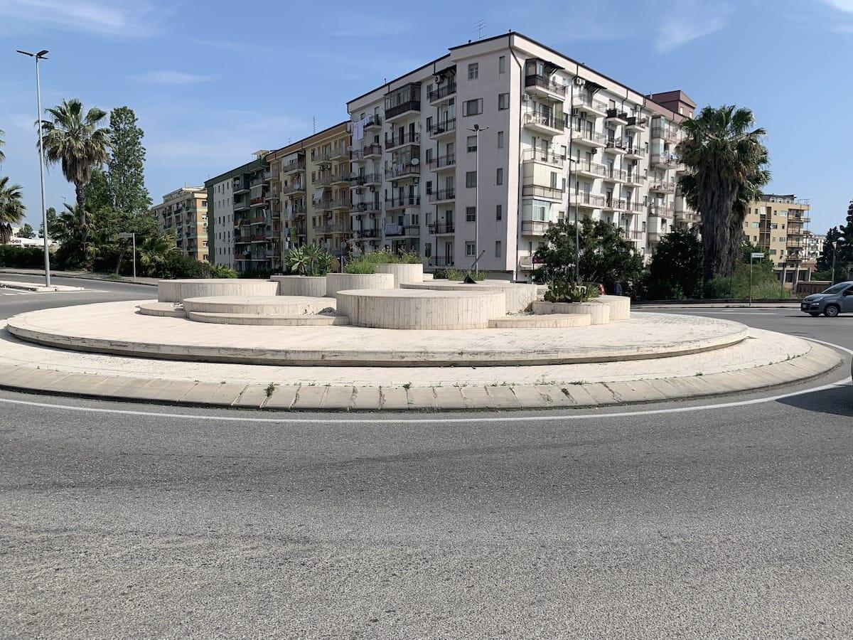 Crotone, lavori in via Matteotti: chiusura alternata delle corsie - 