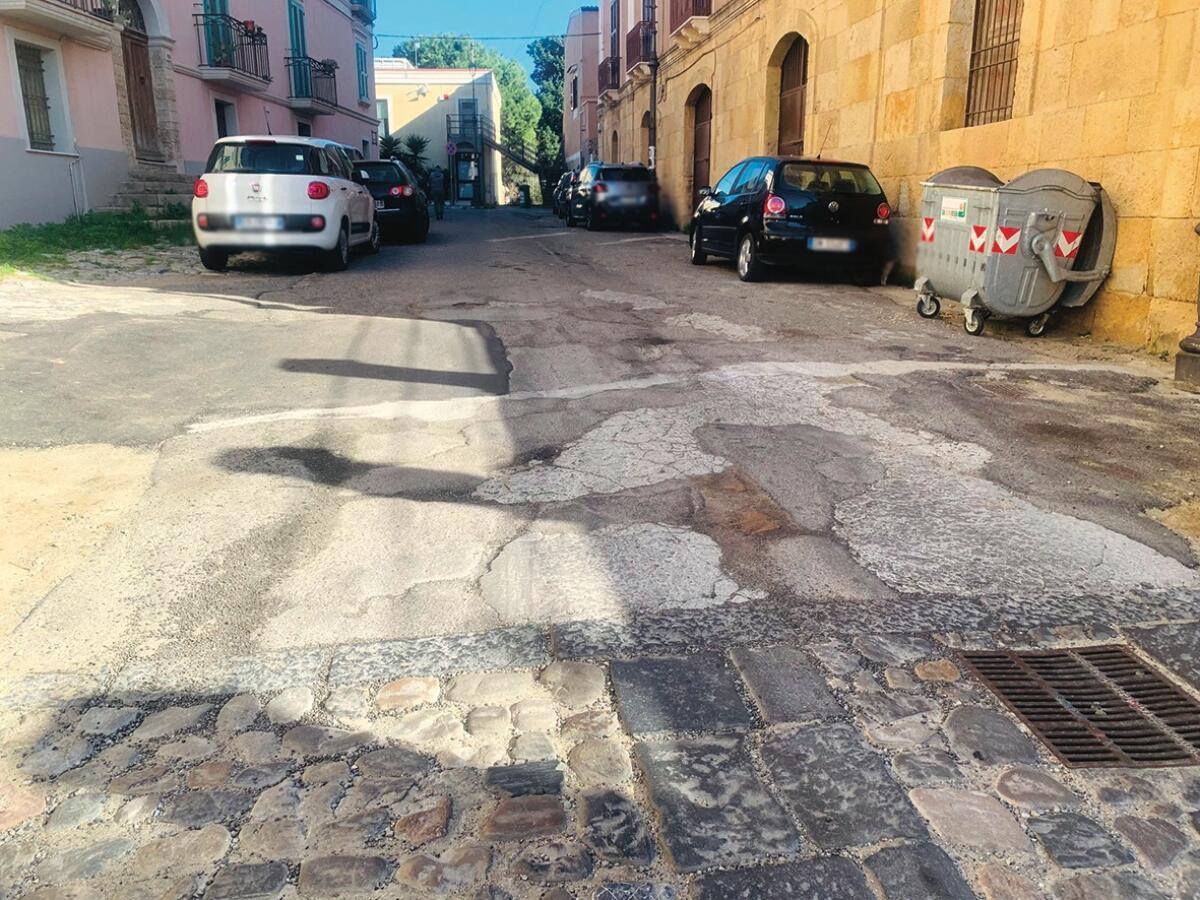 Crotone - Via Risorgimento… attende ancora la fine! - 