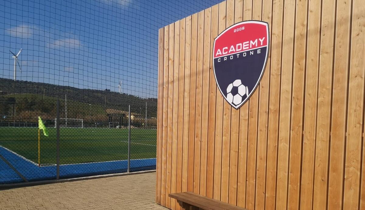 Crotone - Domenica in campo in ricordo delle vittime di tumore nel Memorial Viviana Calvo - 