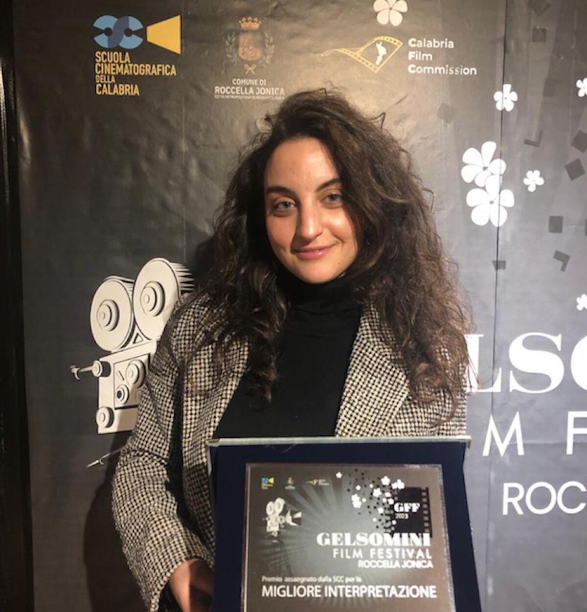 L'attrice crotonese Erica Bianco premiata al Festival dei Gelsomini - 