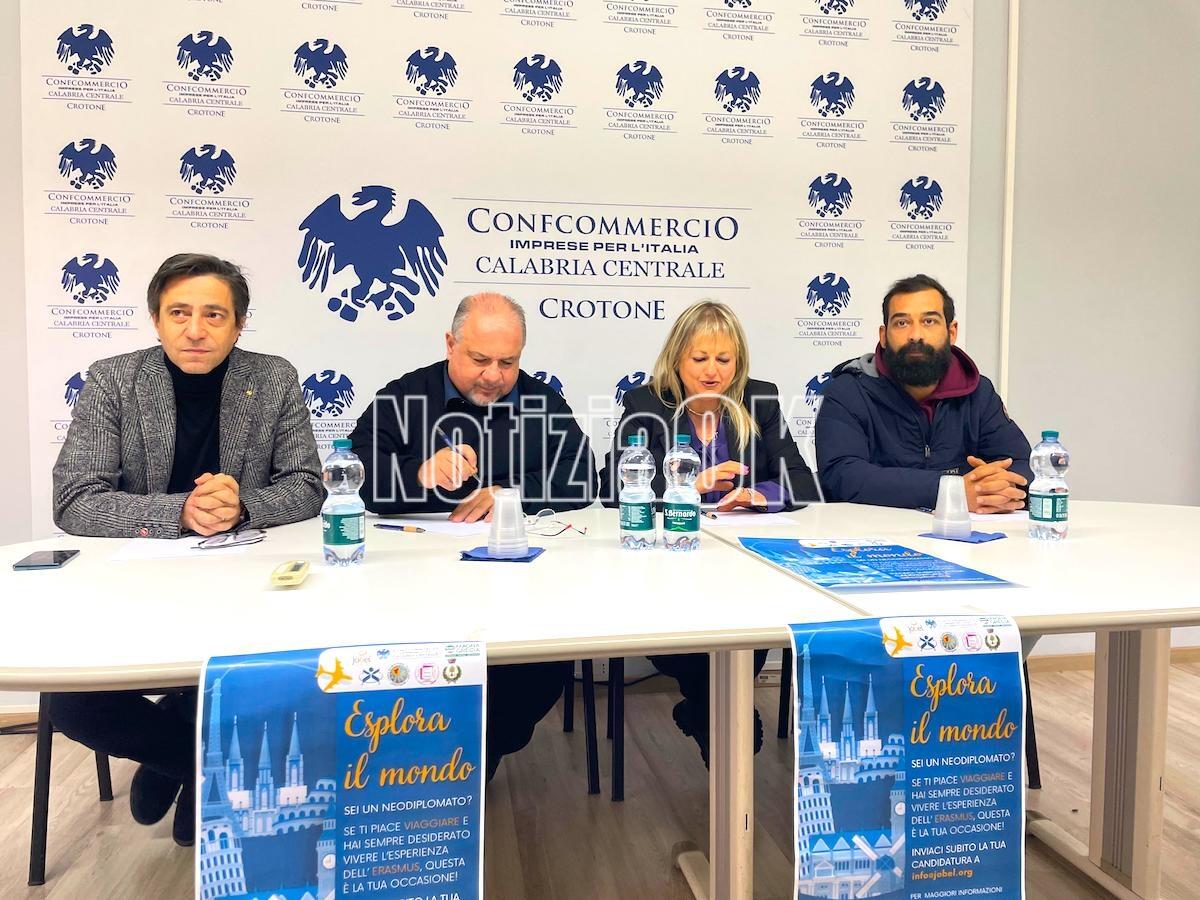 Erasmus+, nuovo giro di partenze per 20 neodiplomati: un'occasione per far esperienza in Europa - Giovanni Ferrarelli, Santo Vazzano, Emilia Noce, Francesco Turrà