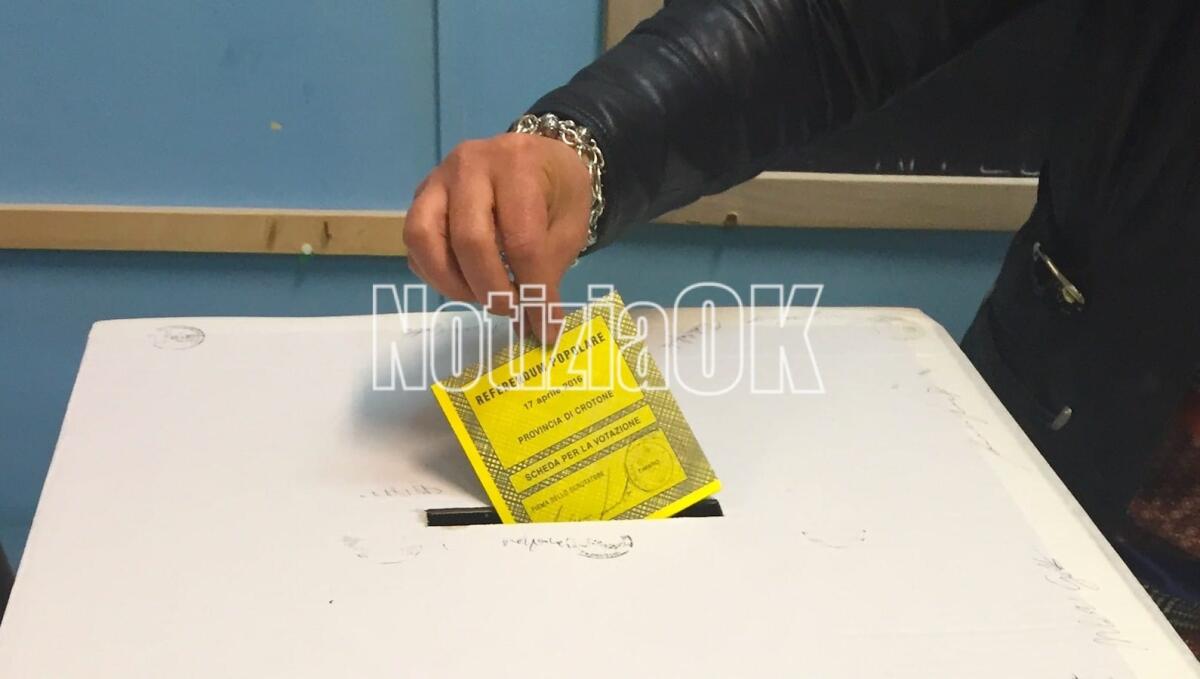Election day - Undici comuni del crotonese al voto per eleggere il  sindaco - 