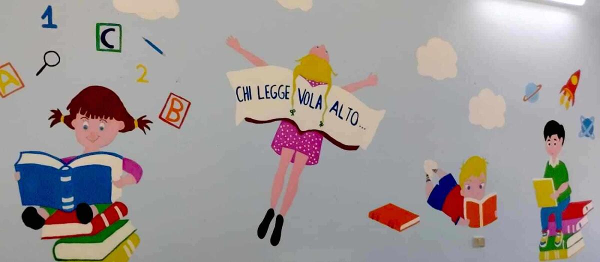 Crotone - Alla Don Milani "Chi legge vola alto", inaugurata una sala di lettura - 
