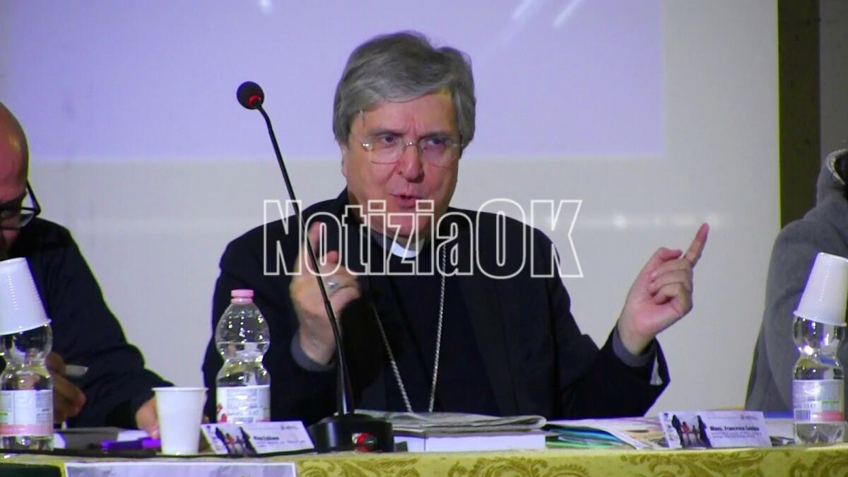 Naufragio di migranti, Monsignor Savino a Crotone: "Il Decreto Cutro è un'offesa" - Monsignor Francesco Savino