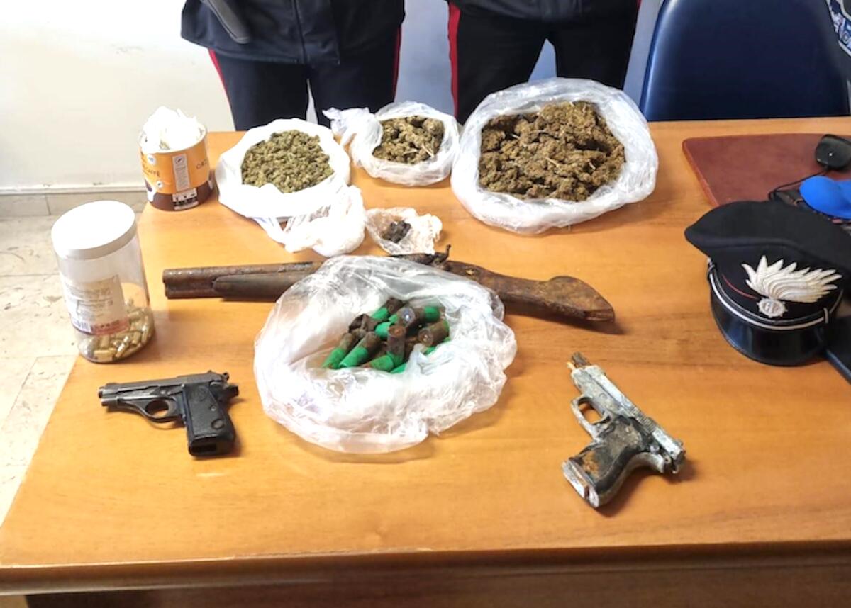 Detenzione illecita di armi e droga: arrestato un 43enne - 
