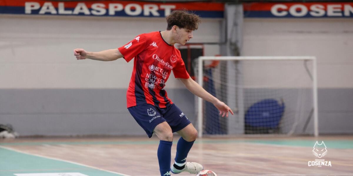 Calcio a 5 - La Pirossigeno Cosenza Under 19 verso la sfida con l'Acri - 
