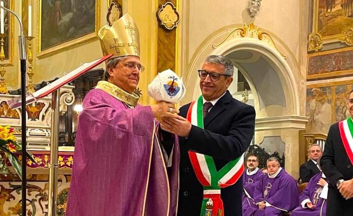 Arrivate a Cassano le reliquie del beato don Pino Puglisi, il prete ucciso dalla mafia - 