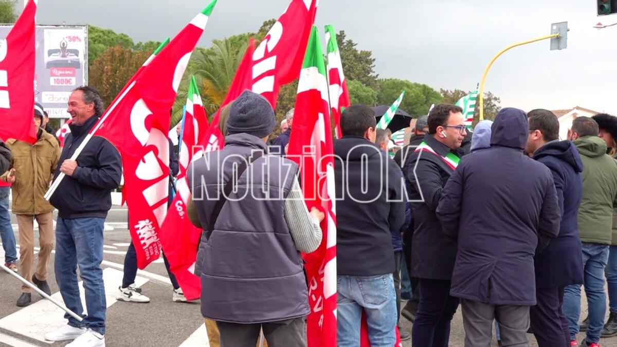 (VIDEO) SS 106, un coro unanime dei sindacati per il completamento dell'arteria jonica - 