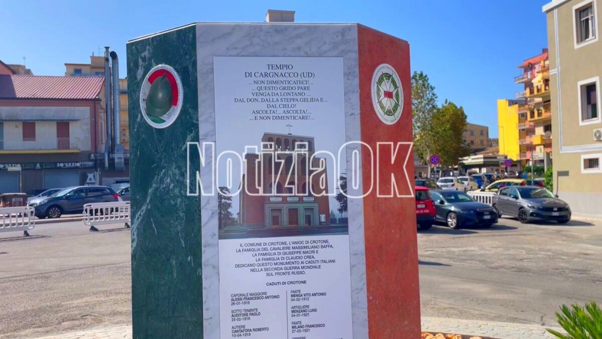 Crotone - Ripristinato il monumento ai caduti, il Comune: "Indagheremo sull'accaduto" - 