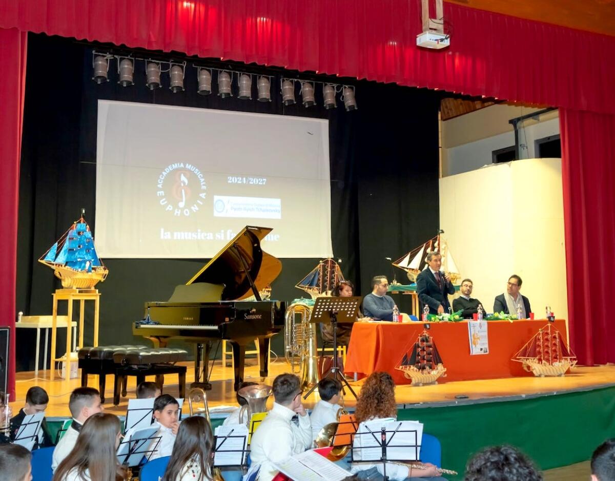 Crosia - Inaugurato l'anno accademico dell'Accademia musicale Euphonia - 